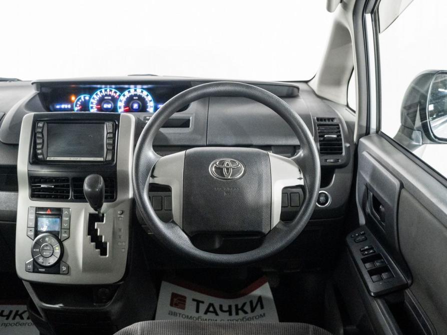 Toyota Voxy II (R70) Иркутск  - изображение 10