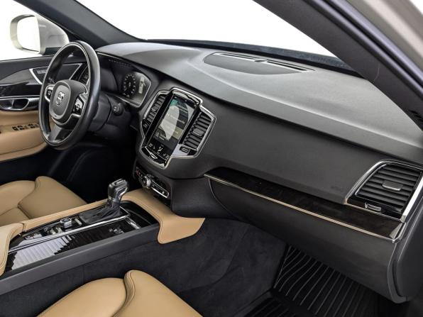 Volvo XC90 II с пробегом 2017 года, цена 3 950 000 рублей, 118866 км, внедорожник, Автокод Объявления