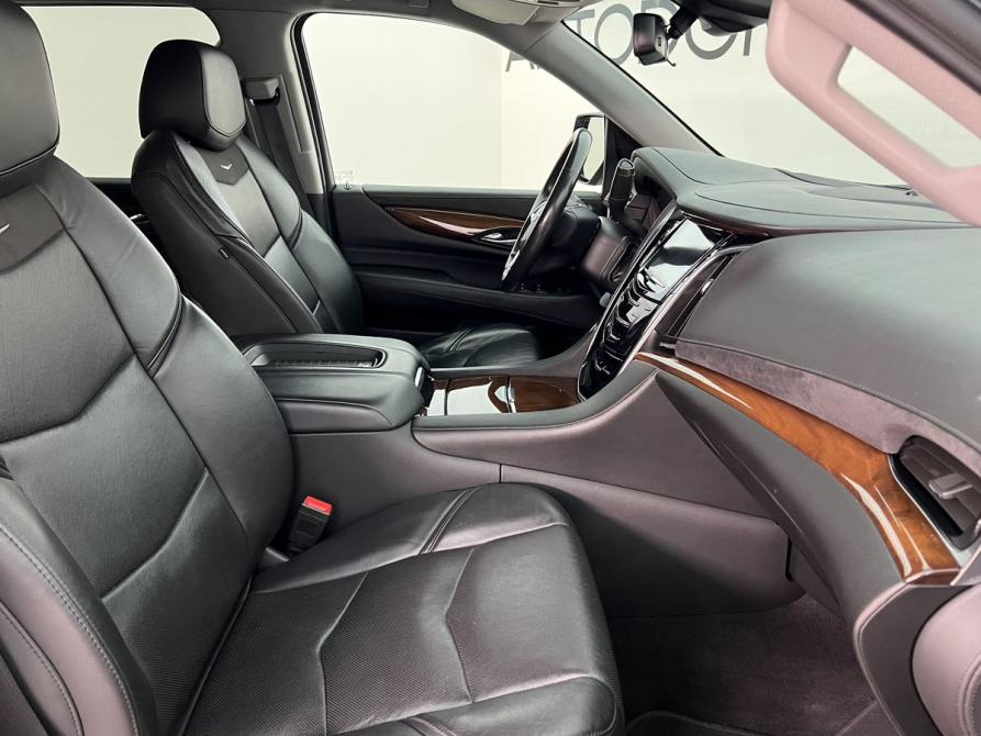 Cadillac Escalade IV Москва  - изображение 10