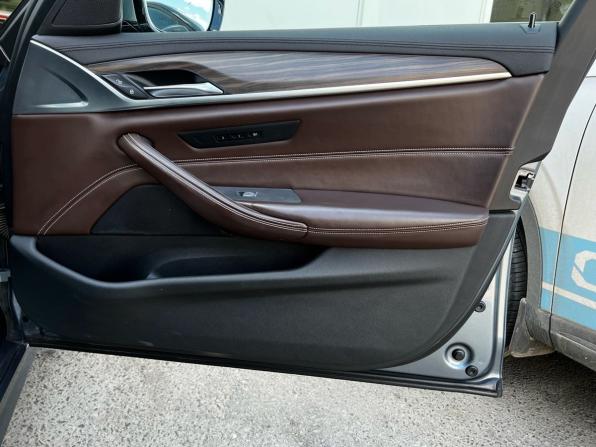 BMW 5 серии VII (G30/G31/G38) с пробегом 2019 года, цена 3 990 000 рублей, 98059 км, седан, Автокод Объявления