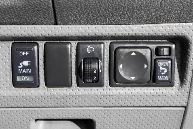 Nissan AD III с пробегом 2011 года, цена 999 000 рублей, 98000 км, универсал, Автокод Объявления