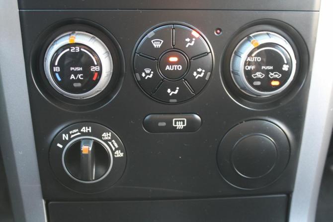 Suzuki Grand Vitara II Рестайлинг с пробегом 2008 года, цена 895 000 рублей, 221000 км, внедорожник, Автокод Объявления