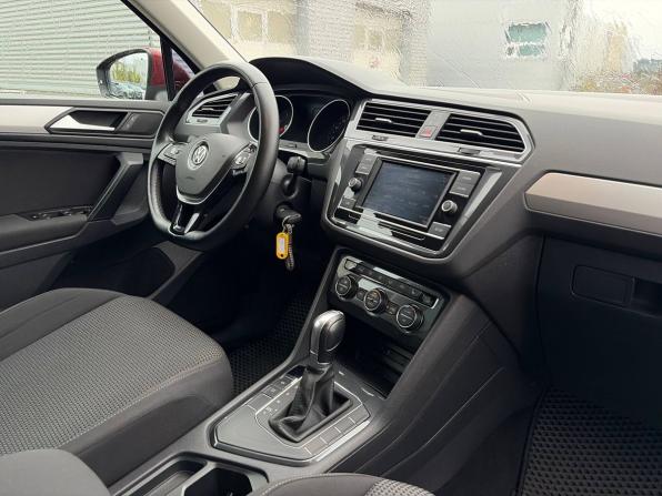 Volkswagen Tiguan II с пробегом 2018 года, цена 1 875 000 рублей, 146000 км, внедорожник, Автокод Объявления