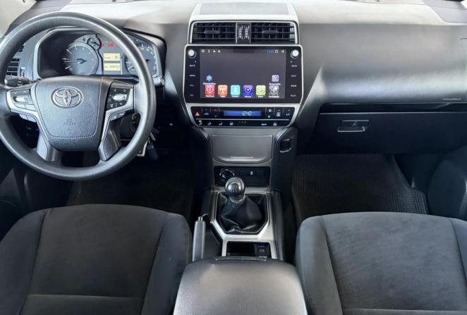 Toyota Land Cruiser Prado 150 Series Рестайлинг 2 с пробегом 2018 года, цена 3 430 000 рублей, 208252 км, внедорожник, Автокод Объявления