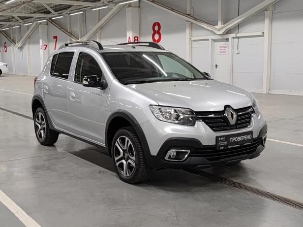 Renault Sandero II Рестайлинг с пробегом 2020 года, цена 1 319 000 рублей, 110600 км, хэтчбек, Автокод Объявления