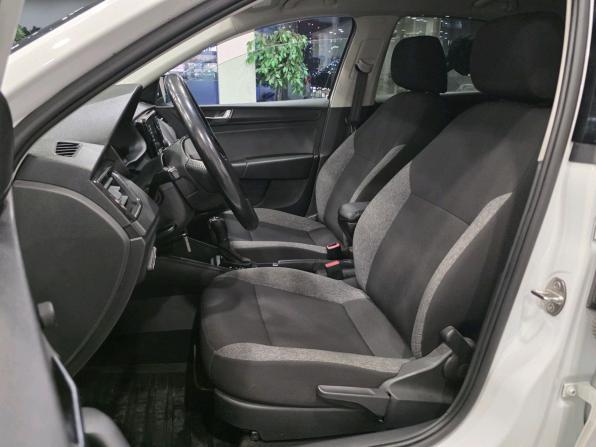 Skoda Rapid II с пробегом 2021 года, цена 1 250 000 рублей, 90988 км, лифтбек, Автокод Объявления