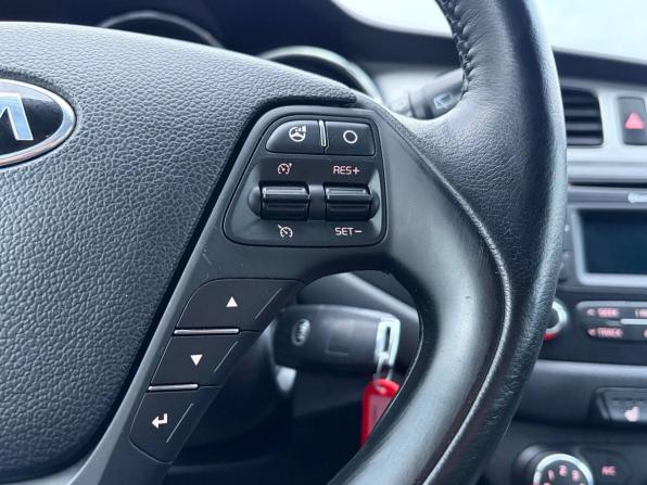 Kia Ceed II с пробегом 2014 года, цена 865 000 рублей, 185919 км, хэтчбек, Автокод Объявления