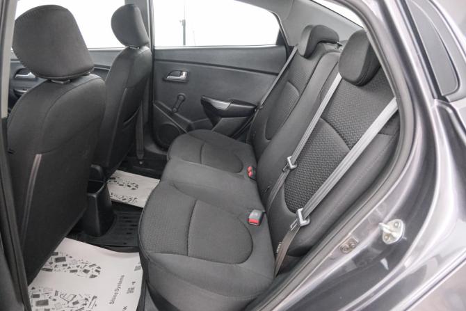 Kia Rio III Рестайлинг с пробегом 2015 года, цена 1 099 000 рублей, 125500 км, седан, Автокод Объявления