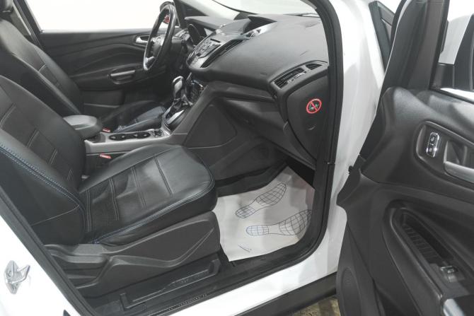 Ford Kuga II с пробегом 2015 года, цена 1 299 000 рублей, 153000 км, внедорожник, Автокод Объявления
