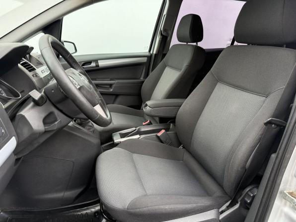 Opel Zafira B с пробегом 2007 года, цена 550 000 рублей, 316565 км, компактвэн, Автокод Объявления