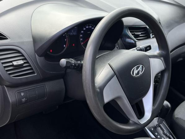 Hyundai Solaris I с пробегом 2013 года, цена 699 000 рублей, 185150 км, седан, Автокод Объявления