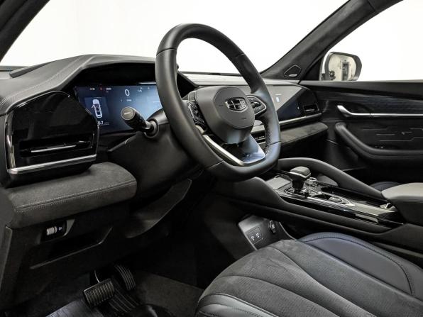 Geely Monjaro I с пробегом 2024 года, цена 3 550 000 рублей, 20359 км, внедорожник, Автокод Объявления