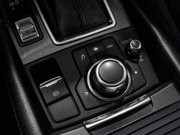 Mazda 6 III (GJ) Рестайлинг с пробегом 2018 года, цена 1 750 000 рублей, 164066 км, седан, Автокод Объявления