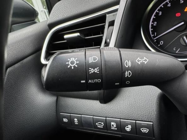 Toyota Camry VIII (XV70) с пробегом 2021 года, цена 2 439 000 рублей, 208350 км, седан, Автокод Объявления