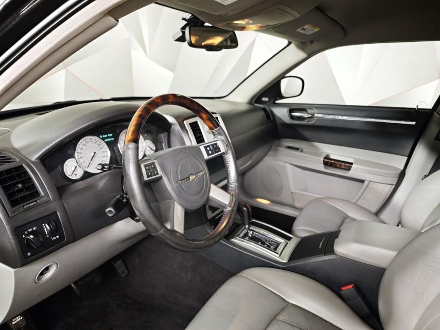 Chrysler 300C I Москва  - изображение 19