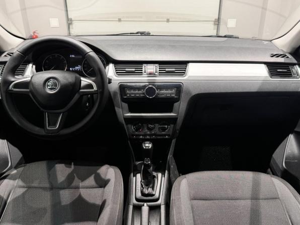 Skoda Rapid I с пробегом 2015 года, цена 896 049 рублей, 155825 км, лифтбек, Автокод Объявления