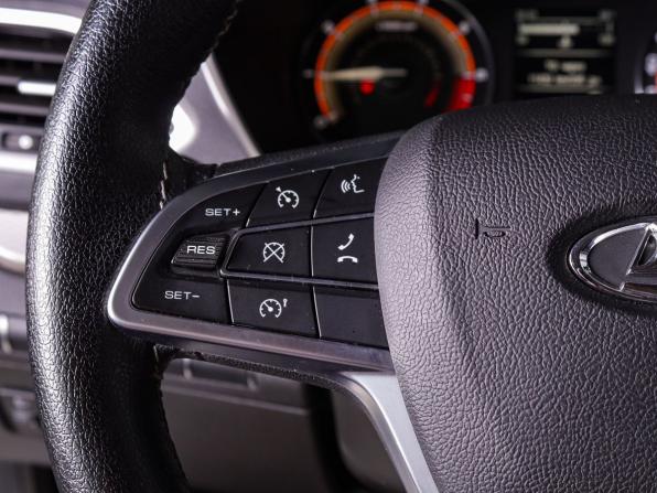 Lada (ВАЗ) Vesta I Рестайлинг (NG) с пробегом 2023 года, цена 1 079 000 рублей, 60230 км, седан, Автокод Объявления