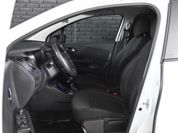Renault Kaptur I с пробегом 2016 года, цена 1 500 000 рублей, 75376 км, внедорожник, Автокод Объявления