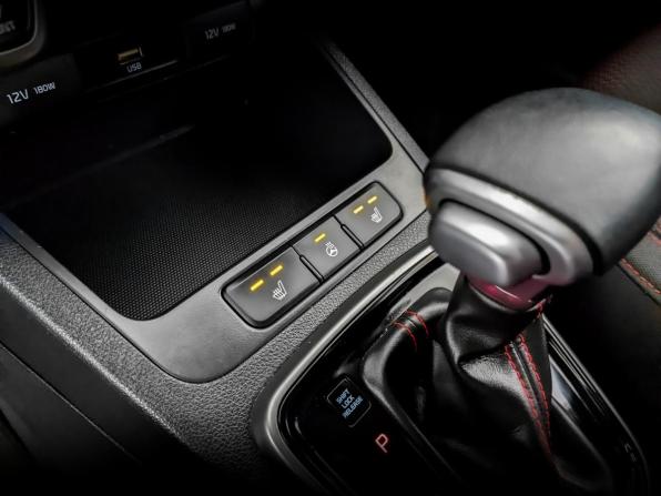 Kia Rio IV Рестайлинг с пробегом 2021 года, цена 1 825 000 рублей, 67939 км, хэтчбек, Автокод Объявления
