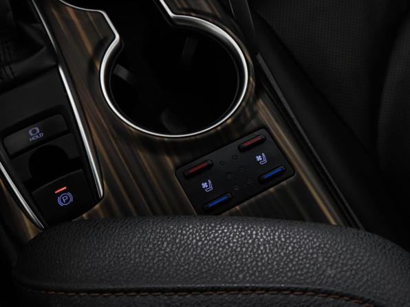 Toyota Camry VIII (XV70) с пробегом 2019 года, цена 3 200 000 рублей, 131516 км, седан, Автокод Объявления