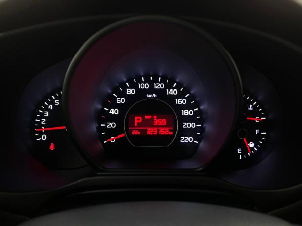 Kia Soul II Рестайлинг с пробегом 2017 года, цена 1 580 000 рублей, 123152 км, хэтчбек, Автокод Объявления