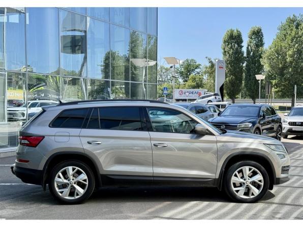 Skoda Kodiaq I Рестайлинг с пробегом 2021 года, цена 3 311 000 рублей, 101000 км, внедорожник, Автокод Объявления