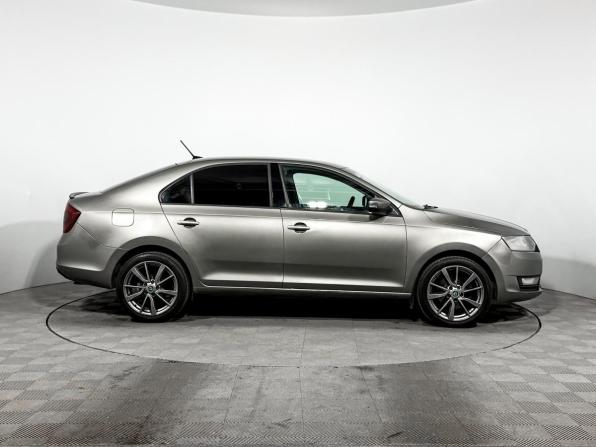 Skoda Rapid I Рестайлинг с пробегом 2019 года, цена 990 000 рублей, 140187 км, лифтбек, Автокод Объявления