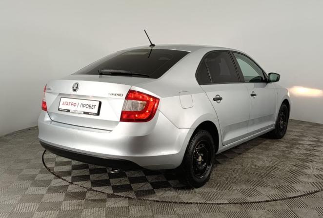 Skoda Rapid I с пробегом 2016 года, цена 1 070 000 рублей, 98050 км, лифтбек, Автокод Объявления