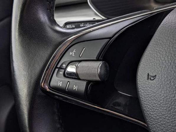 Skoda Superb III Рестайлинг с пробегом 2021 года, цена 2 440 000 рублей, 133030 км, лифтбек, Автокод Объявления
