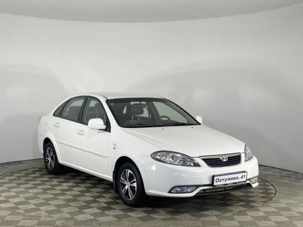 Daewoo Gentra II с пробегом 2015 года, цена 600 000 рублей, 142351 км, седан, Автокод Объявления