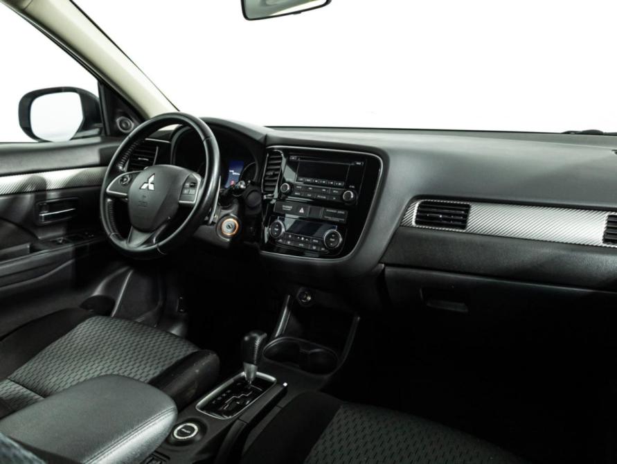 Mitsubishi Outlander III Санкт-Петербург  - изображение 9