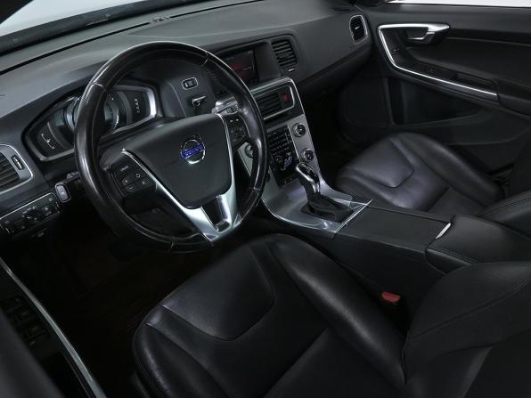 Volvo S60 II Рестайлинг с пробегом 2017 года, цена 1 630 000 рублей, 107743 км, седан, Автокод Объявления