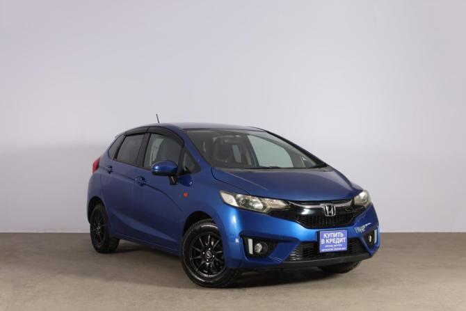 Honda Fit III Рестайлинг с пробегом 2013 года, цена 959 000 рублей, 86600 км, хэтчбек, Автокод Объявления