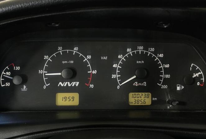 Chevrolet Niva I Рестайлинг с пробегом 2020 года, цена 800 000 рублей, 100238 км, внедорожник, Автокод Объявления