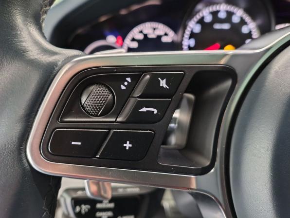 Porsche Cayenne III с пробегом 2018 года, цена 6 183 000 рублей, 122197 км, внедорожник, Автокод Объявления