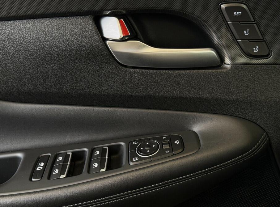 Hyundai Santa Fe IV Рестайлинг Москва  - изображение 12