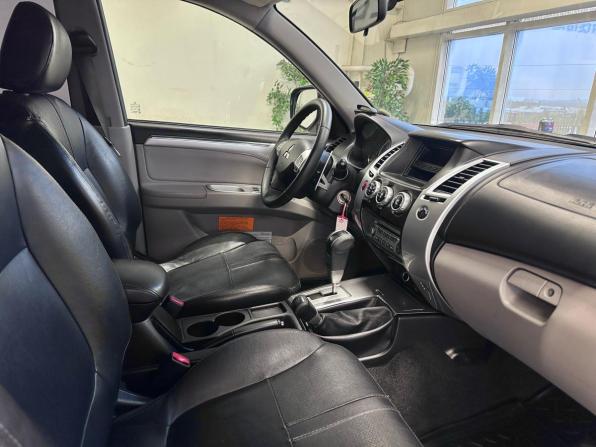 Mitsubishi Pajero Sport II с пробегом 2012 года, цена 1 490 000 рублей, 222000 км, внедорожник, Автокод Объявления