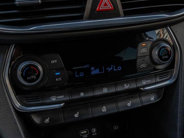 Hyundai Santa Fe IV с пробегом 2019 года, цена 3 250 000 рублей, 120290 км, внедорожник, Автокод Объявления