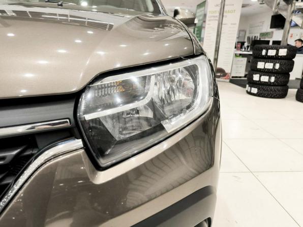 Renault Sandero II Рестайлинг с пробегом 2018 года, цена 1 280 000 рублей, 59418 км, хэтчбек, Автокод Объявления