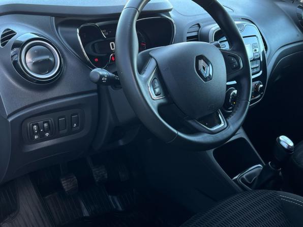 Renault Kaptur I с пробегом 2019 года, цена 1 490 000 рублей, 57421 км, внедорожник, Автокод Объявления