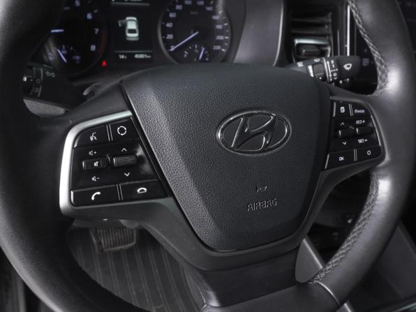 Hyundai Solaris II Рестайлинг с пробегом 2021 года, цена 1 490 000 рублей, 45801 км, седан, Автокод Объявления