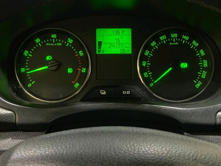 Skoda Fabia II Рестайлинг Новосибирск  - изображение 19