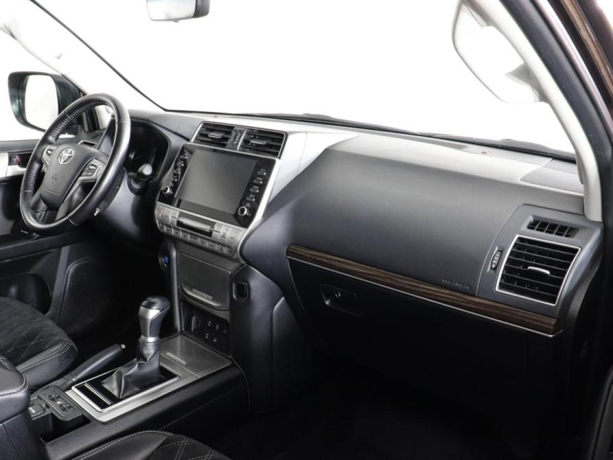 Toyota Land Cruiser Prado 150 Series Рестайлинг 3 Химки  - изображение 11