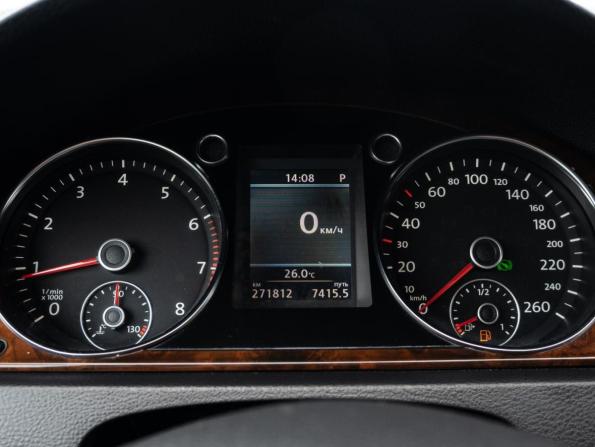 Volkswagen Passat B7 с пробегом 2012 года, цена 1 180 000 рублей, 271812 км, седан, Автокод Объявления