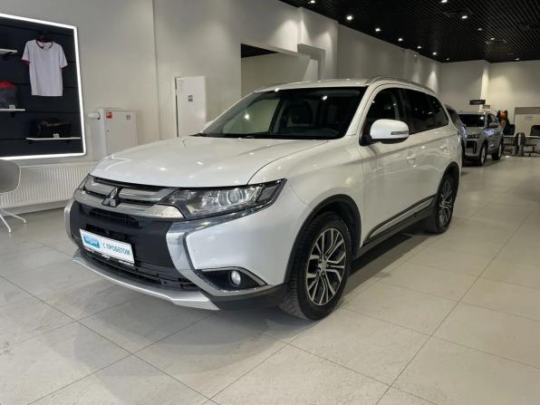 Mitsubishi Outlander III Рестайлинг 2 с пробегом 2017 года, цена 1 430 000 рублей, 205440 км, внедорожник, Автокод Объявления