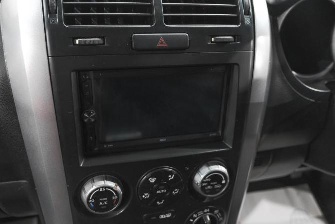 Suzuki Escudo III с пробегом 2006 года, цена 1 069 000 рублей, 392000 км, внедорожник, Автокод Объявления