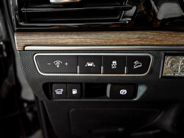 Kia Mohave I Рестайлинг 2 с пробегом 2019 года, цена 5 000 000 рублей, 60841 км, внедорожник, Автокод Объявления