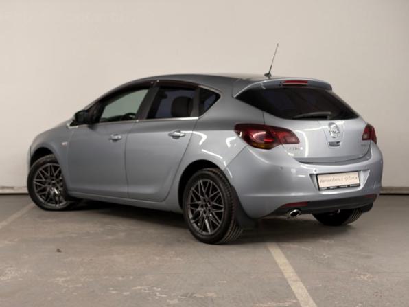 Opel Astra J с пробегом 2012 года, цена 530 000 рублей, 241143 км, хэтчбек, Автокод Объявления