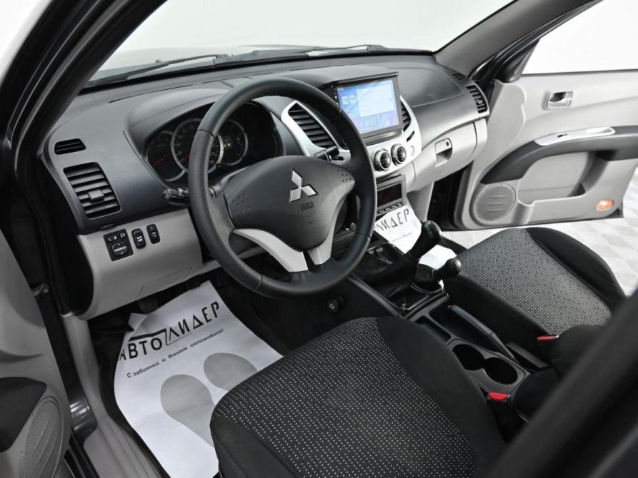 Mitsubishi L200 IV Москва  - изображение 7
