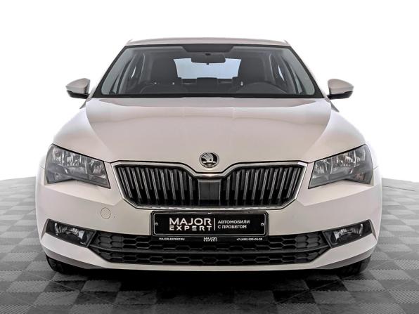 Skoda Superb III с пробегом 2019 года, цена 2 399 000 рублей, 40183 км, лифтбек, Автокод Объявления